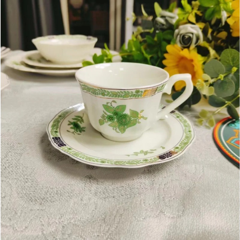 Coffee Tea Green - Vintage Grünes Blumenmuster Porzellan Teetasse &