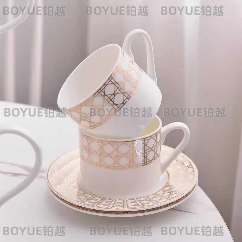 Luxuriöses Bone China Kaffeeta – Coffee Tea Gift Set Bewertung und Preis